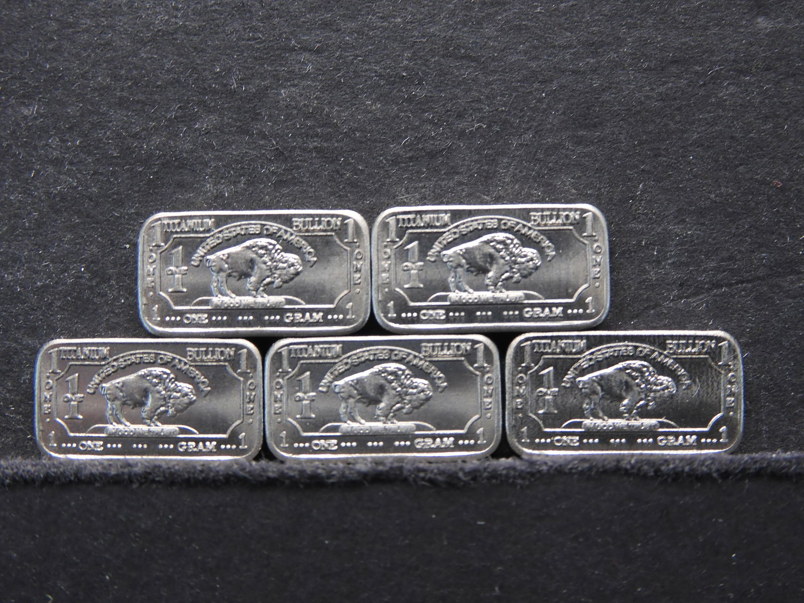 5 One Gram Titanium Bullion Bar (1 of 2)