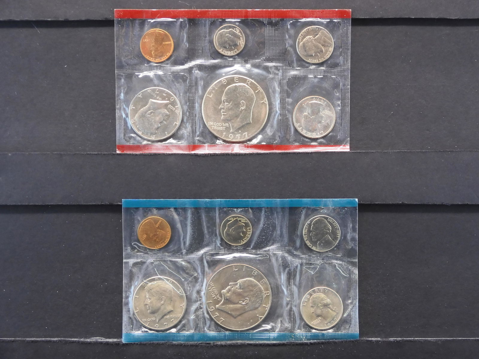 1977 Uncirculated P & D mint set (1 of 5)