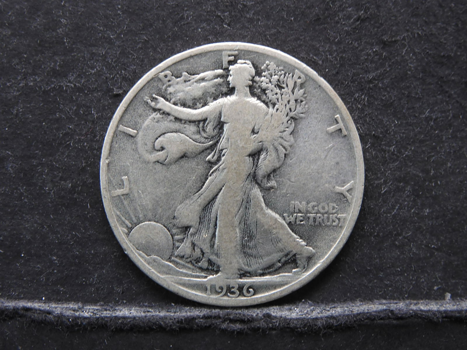 1936 SILVER (90%) LIBERTY HALF (12.6 MILL MINTED) (1 of 2)