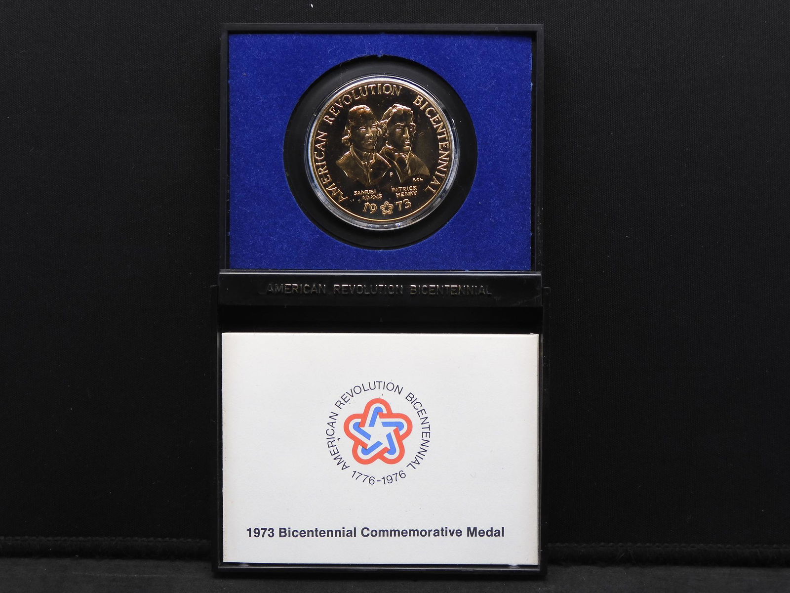 1973 Bicentennial Commem Medal - Samuel Adams & Patrick (1 of 4)