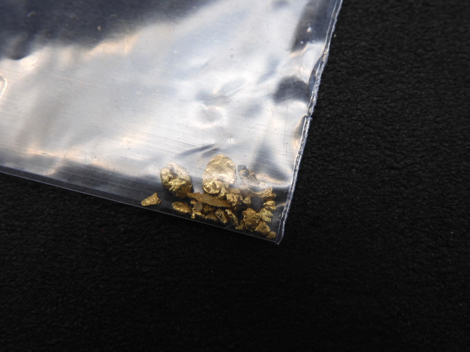 .2 Gram Gold Flakes (1 of 2)