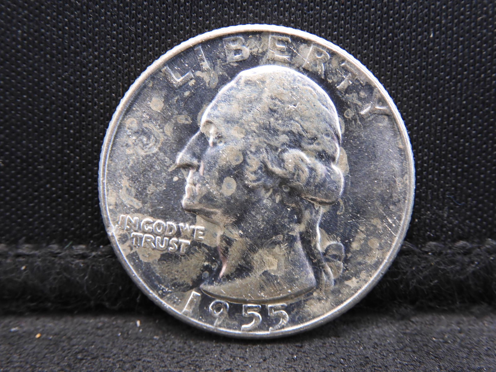 1955-D Brilliant Uncirculated Washington Quarter. (1 of 2)