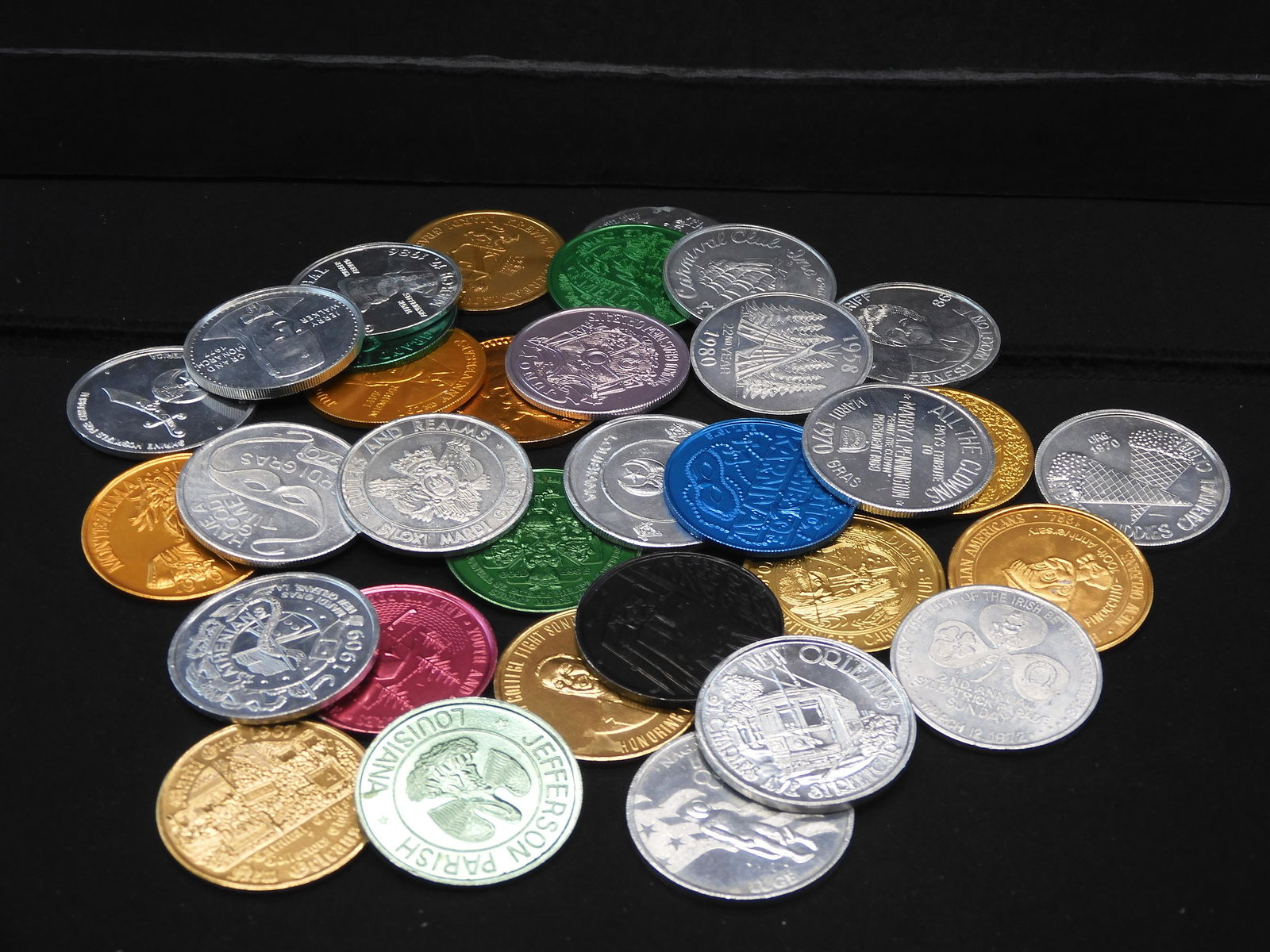(33) NEW, MADRI-GRAS DOUBLOONS (1960'S+) (1 of 4)