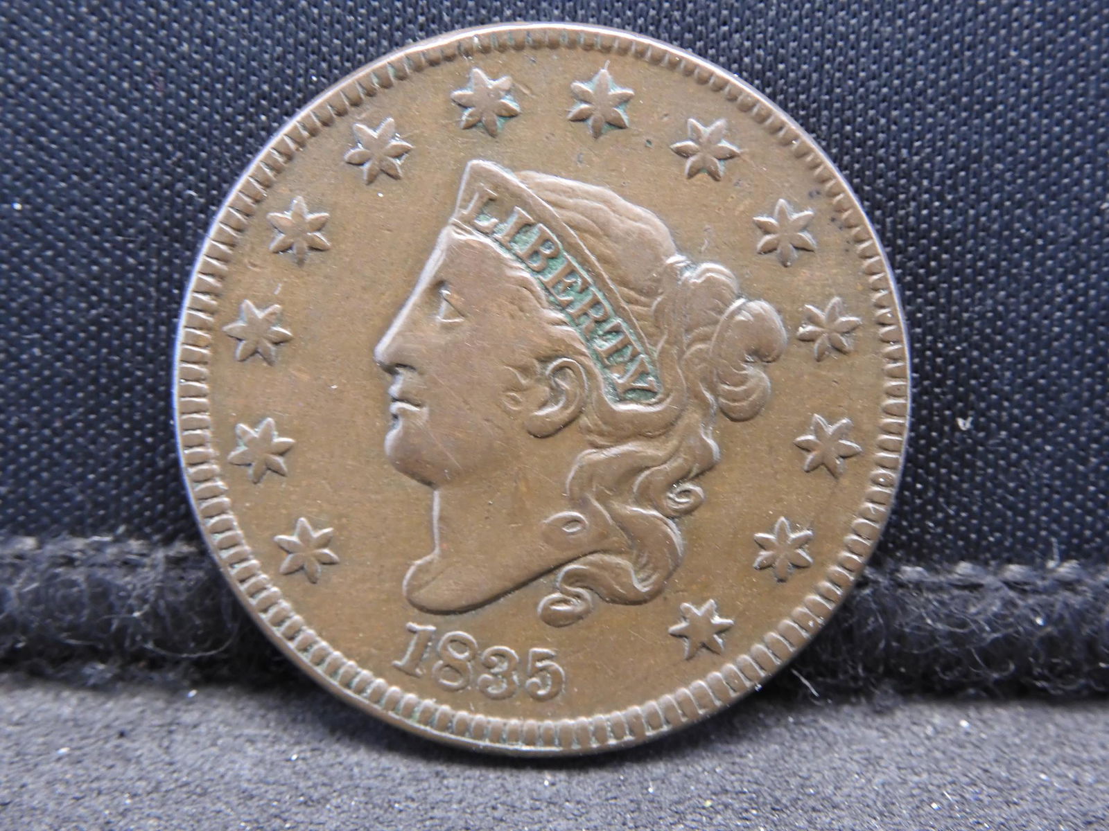 1835 Large Cent.  VF/EF. No corrosion. (1 of 2)