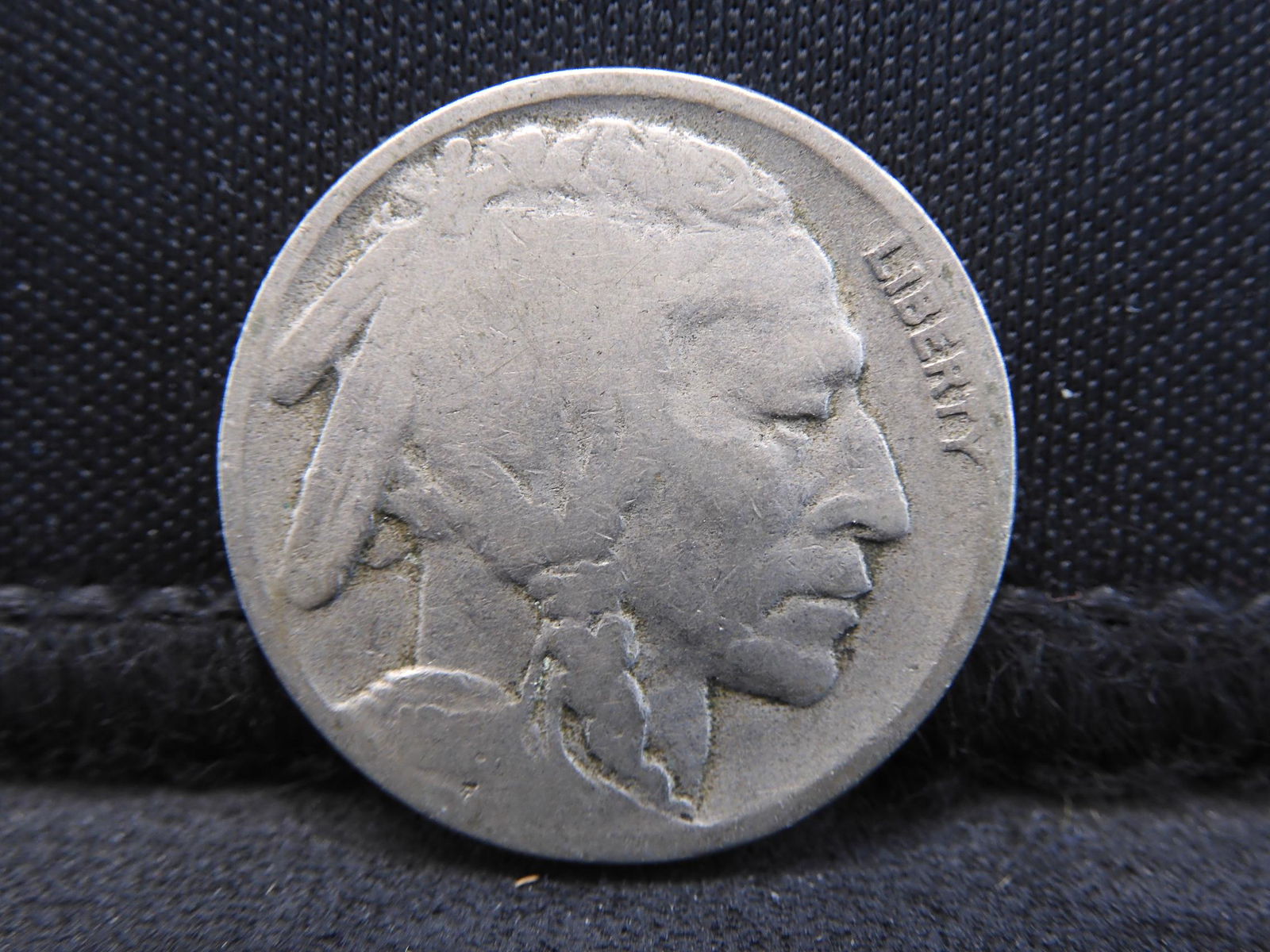 1918-D Semi-Key Date Buffalo Nickel. (1 of 2)