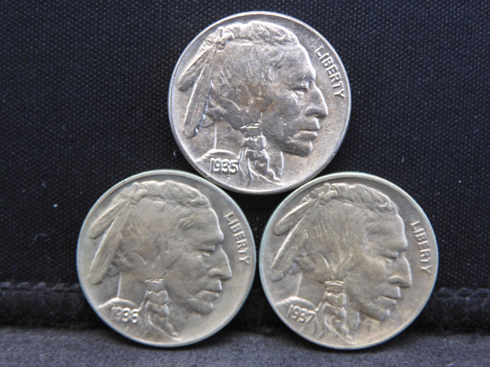 1935 1936 1937 Uncirculated Buffalo Nickels. (1 of 2)
