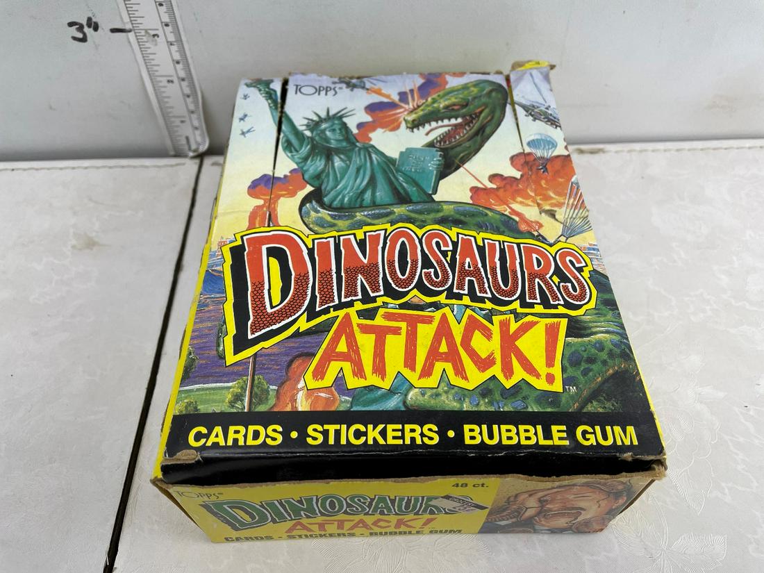 1988 Topps Dinosaurs Attack Unopened Wax Box (1 of 4)