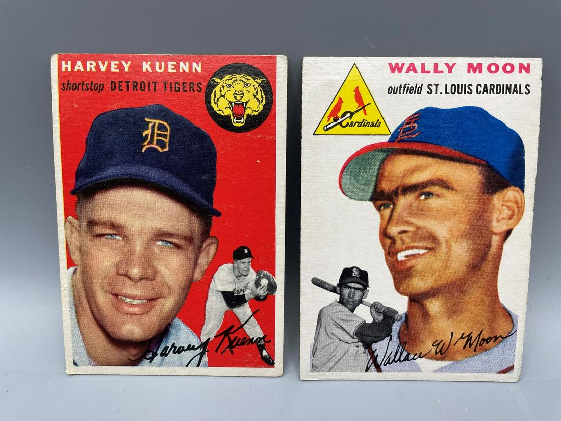 1954 Topps Harvey Kuenn #25 & Wally Moon #137 Rookie (1 of 2)