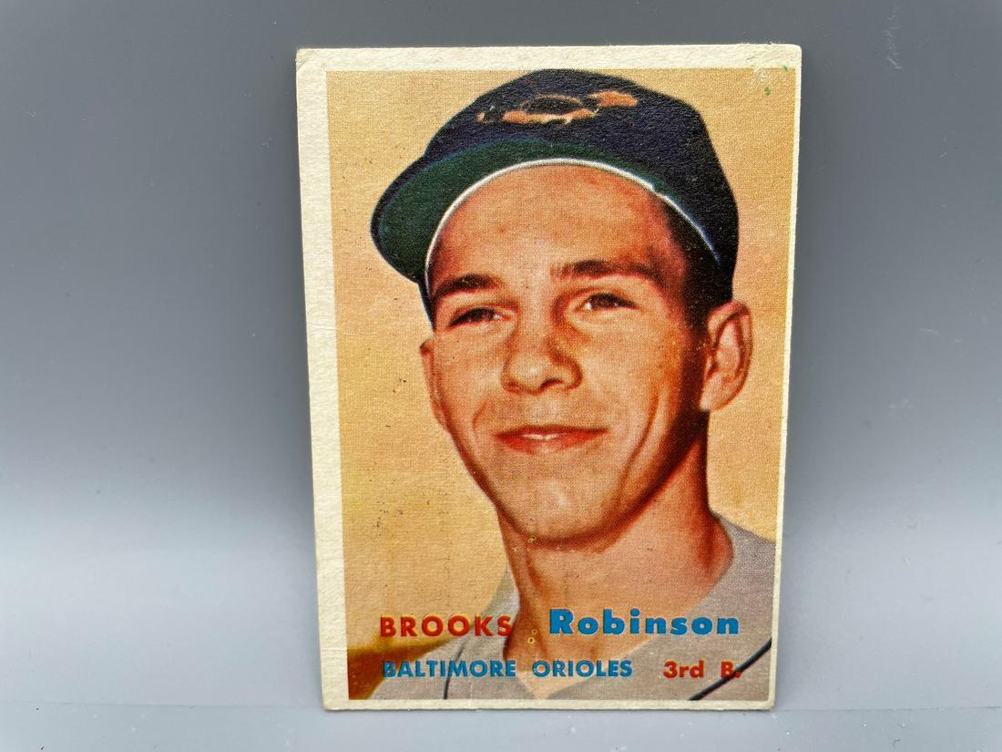 1957 Topps Brooks Robinson RC #328 (1 of 4)