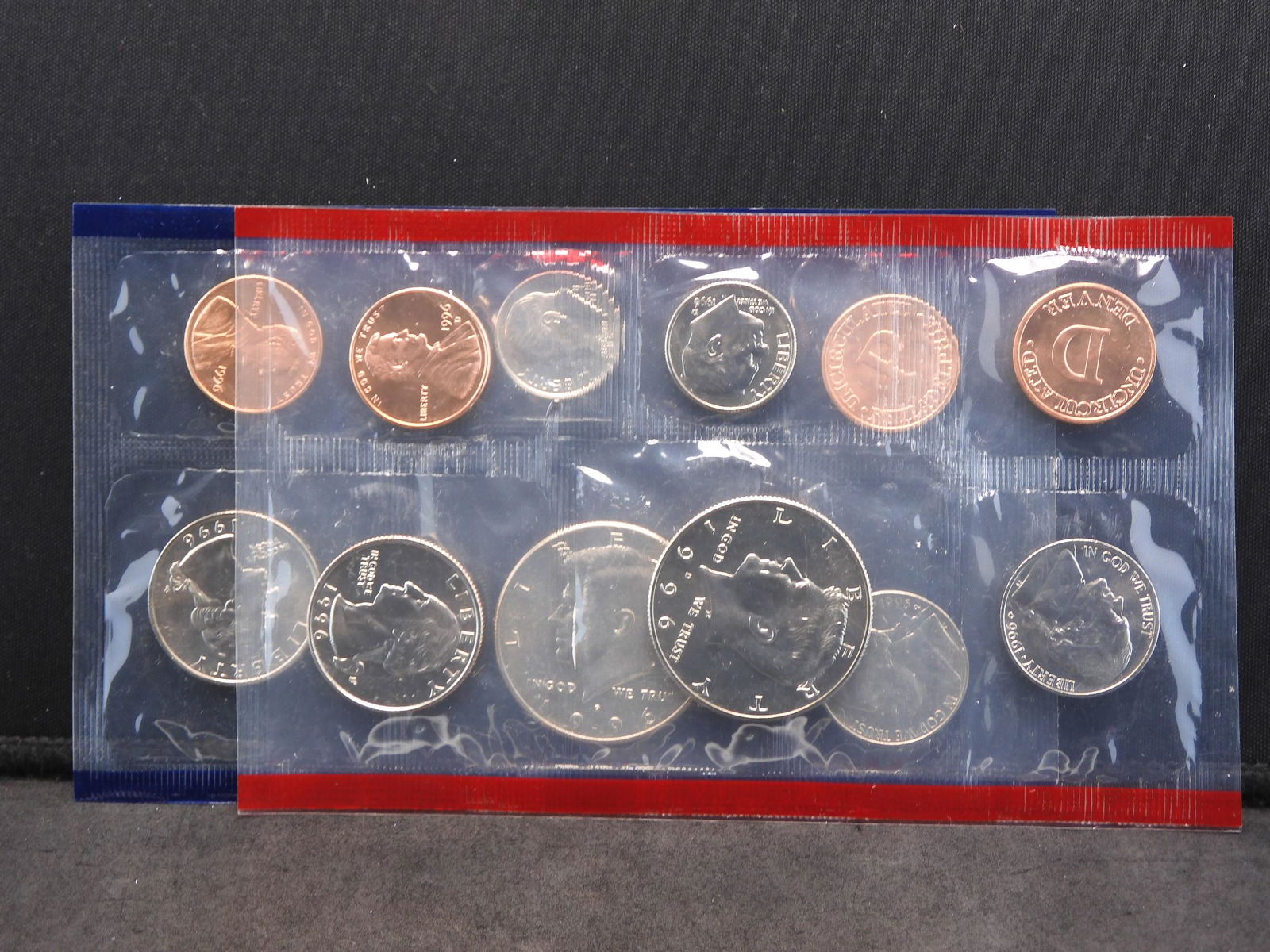 1996 U.S. Uncirculated P & D Mint Set - No "W" Mint (1 of 5)