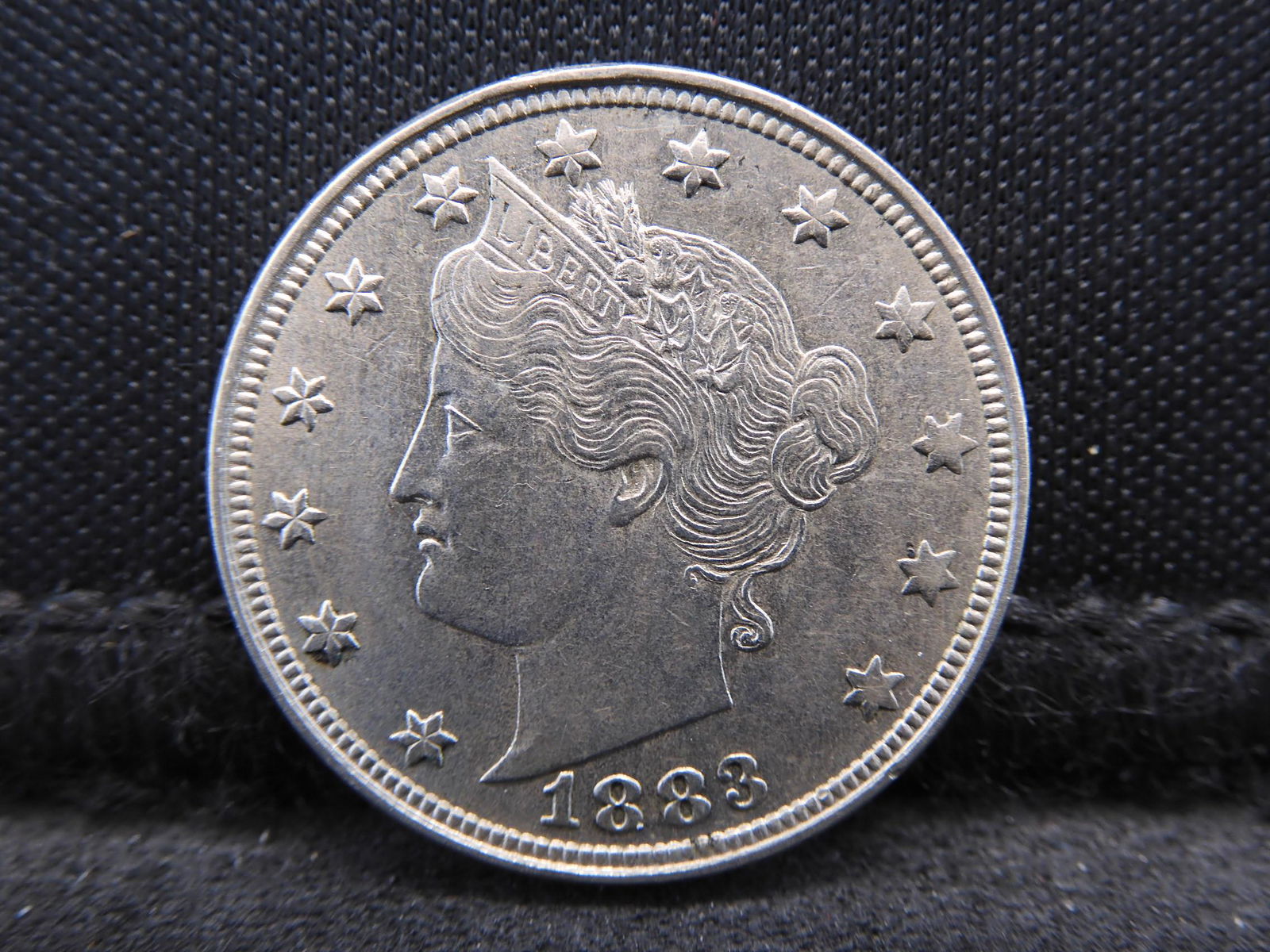 1883 Uncirculated V-Nickel. (1 of 2)