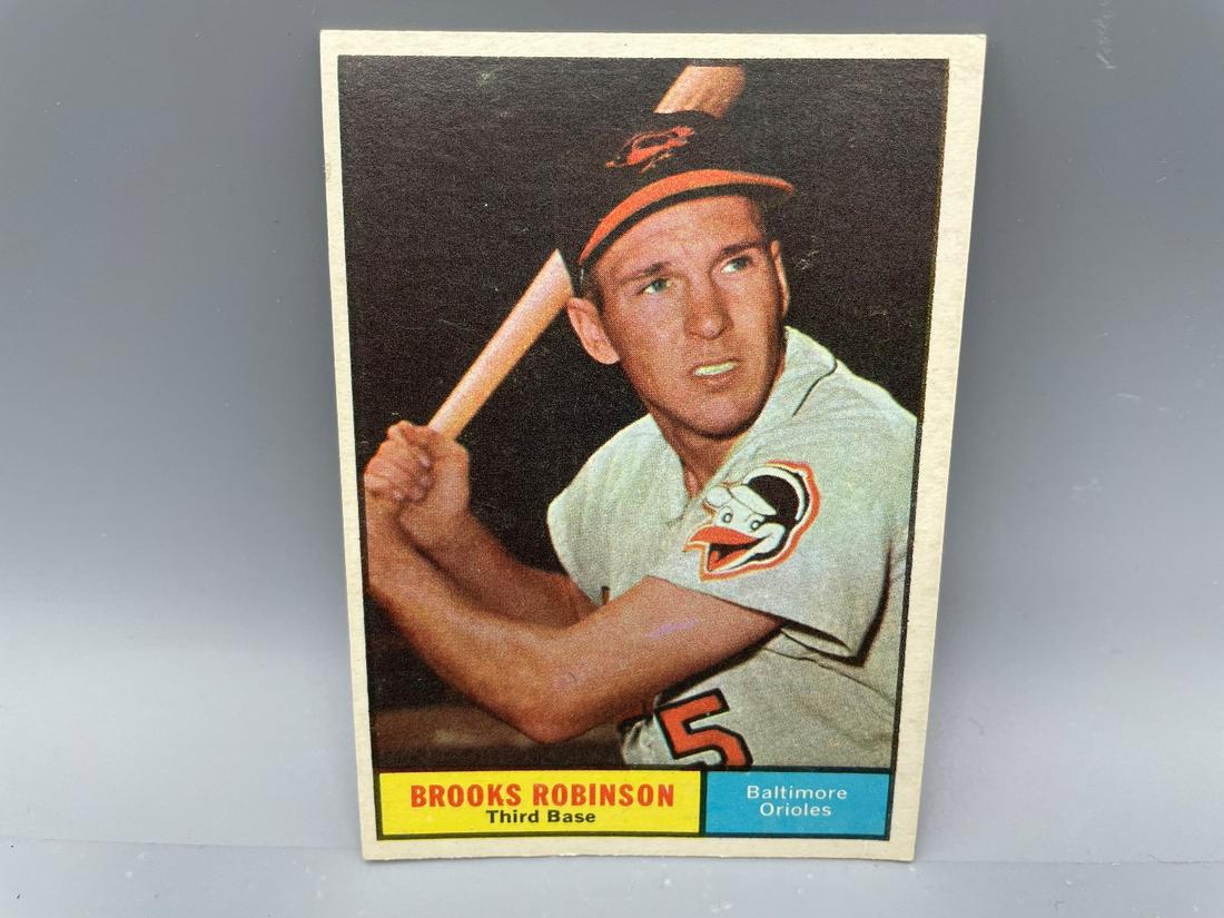 1961 Topps Brooks Robinson #10 HOF (1 of 3)