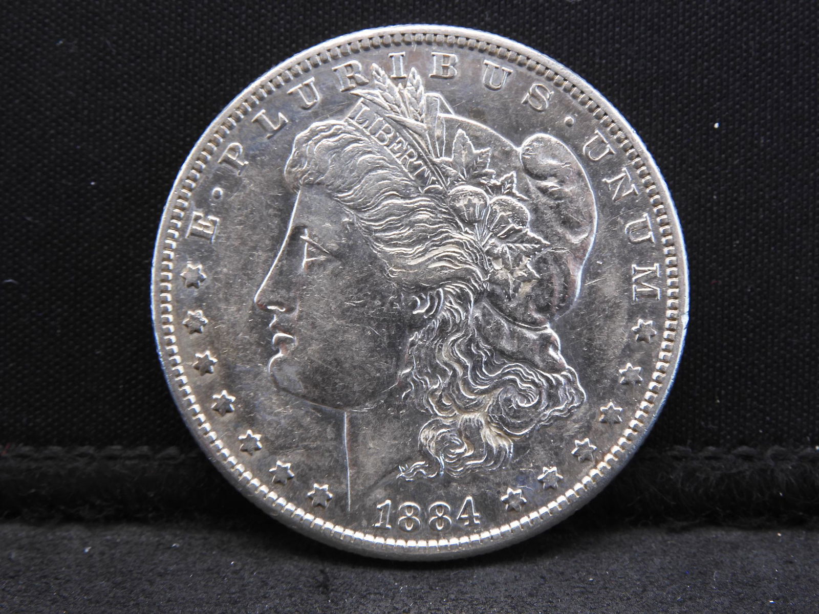 1884-S Morgan Silver Dollar - Scarce & Higher Grade! (1 of 2)