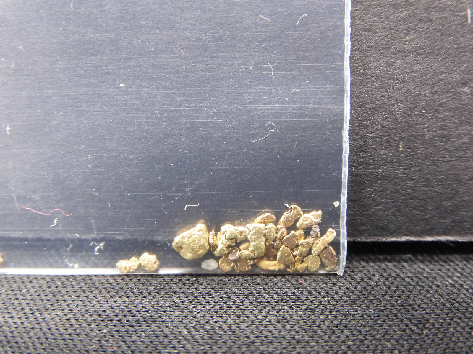 .2 Grams Gold Flakes (1 of 2)
