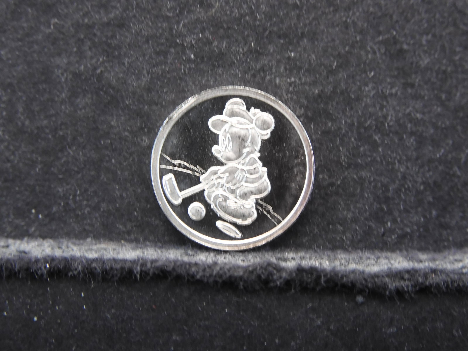.999 Fine Silver Disney Mickey Mouse Coin 1/20th OZ: .999 Fine Silver Disney Mickey Mouse Coin 1/20th OZ