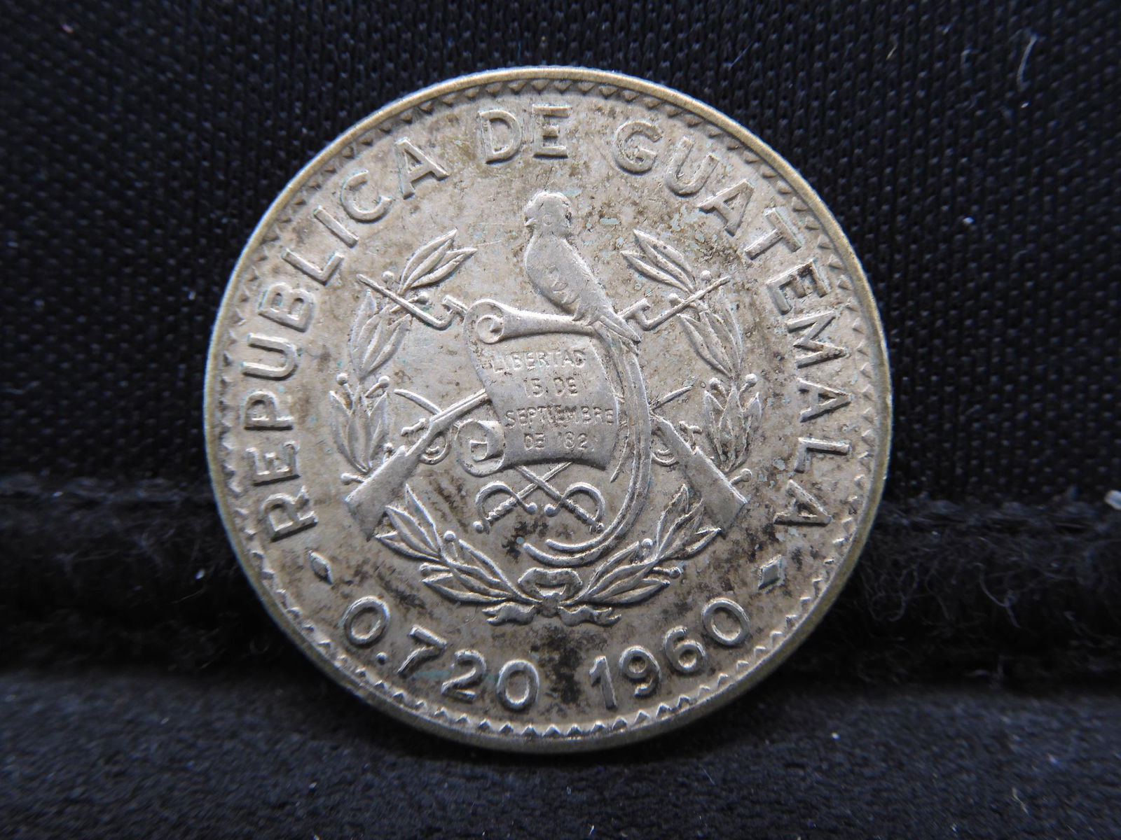 1960 Guatemala 10 Centavos 72% Silver Coin.  Coin (1 of 2)