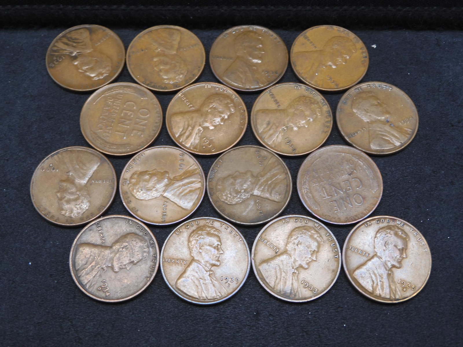 (16) Different Wheat Cents From the 1930'S (1 of 3)