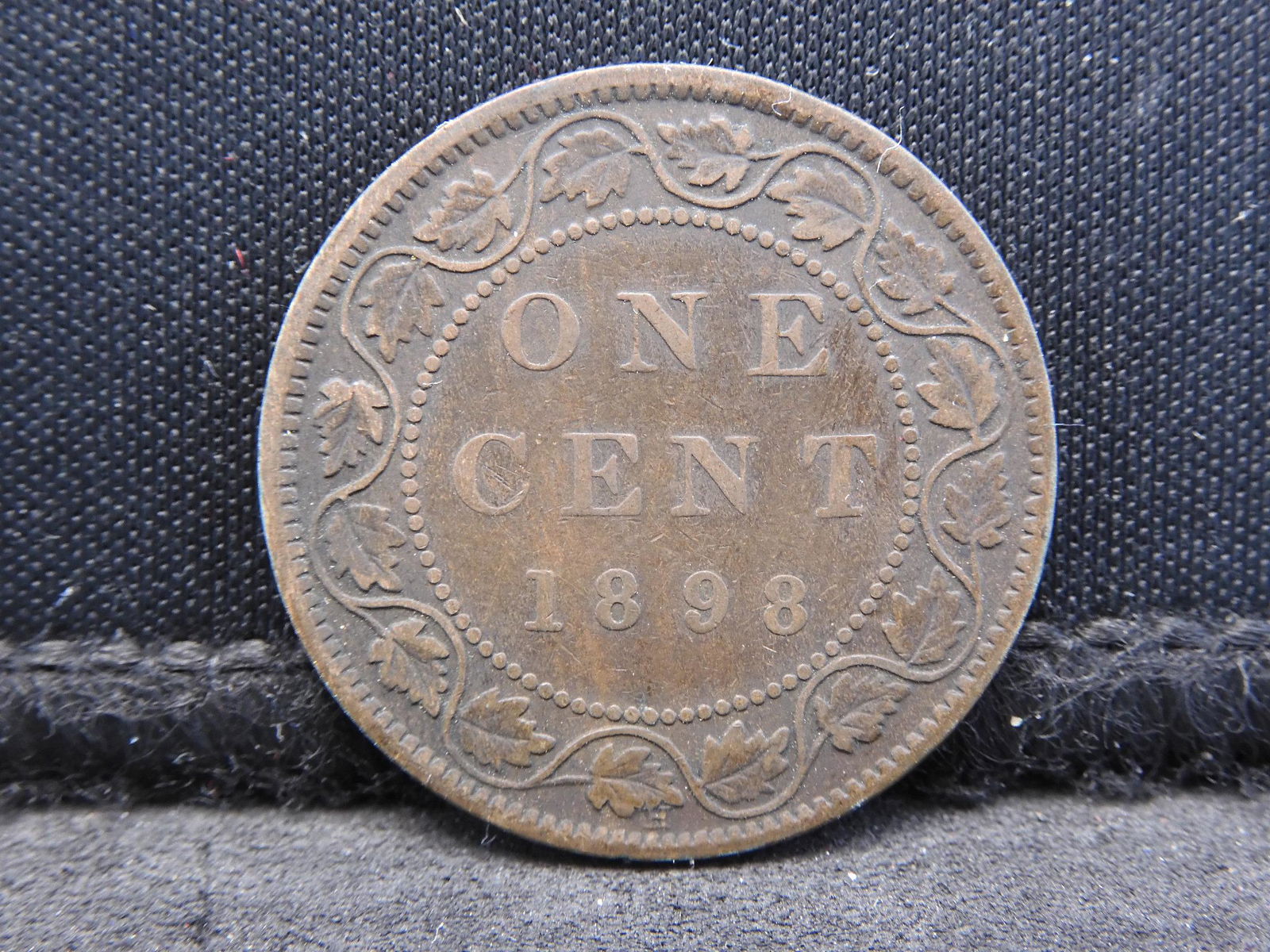 1898 Canada Large Cent - Good Detail! (1 of 2)