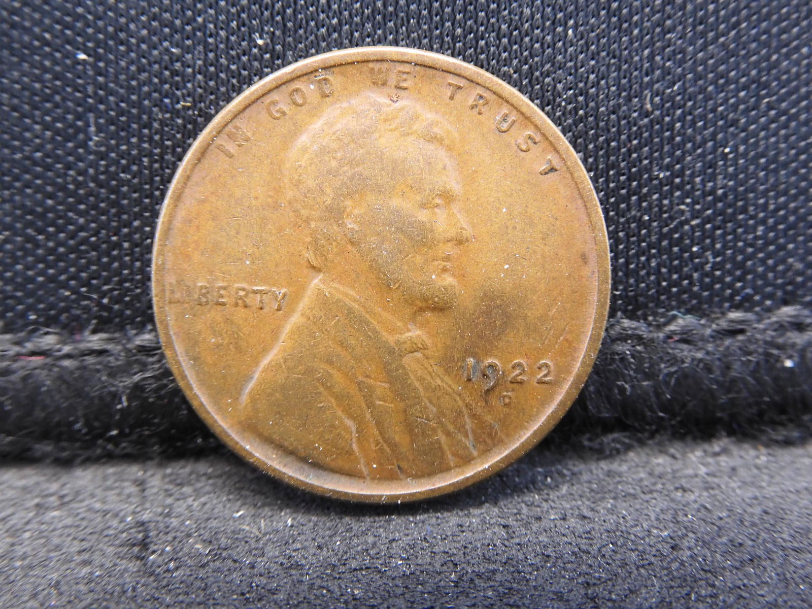 1922-D Lincoln Cent Semi-key.  Really nice circulated (1 of 3)