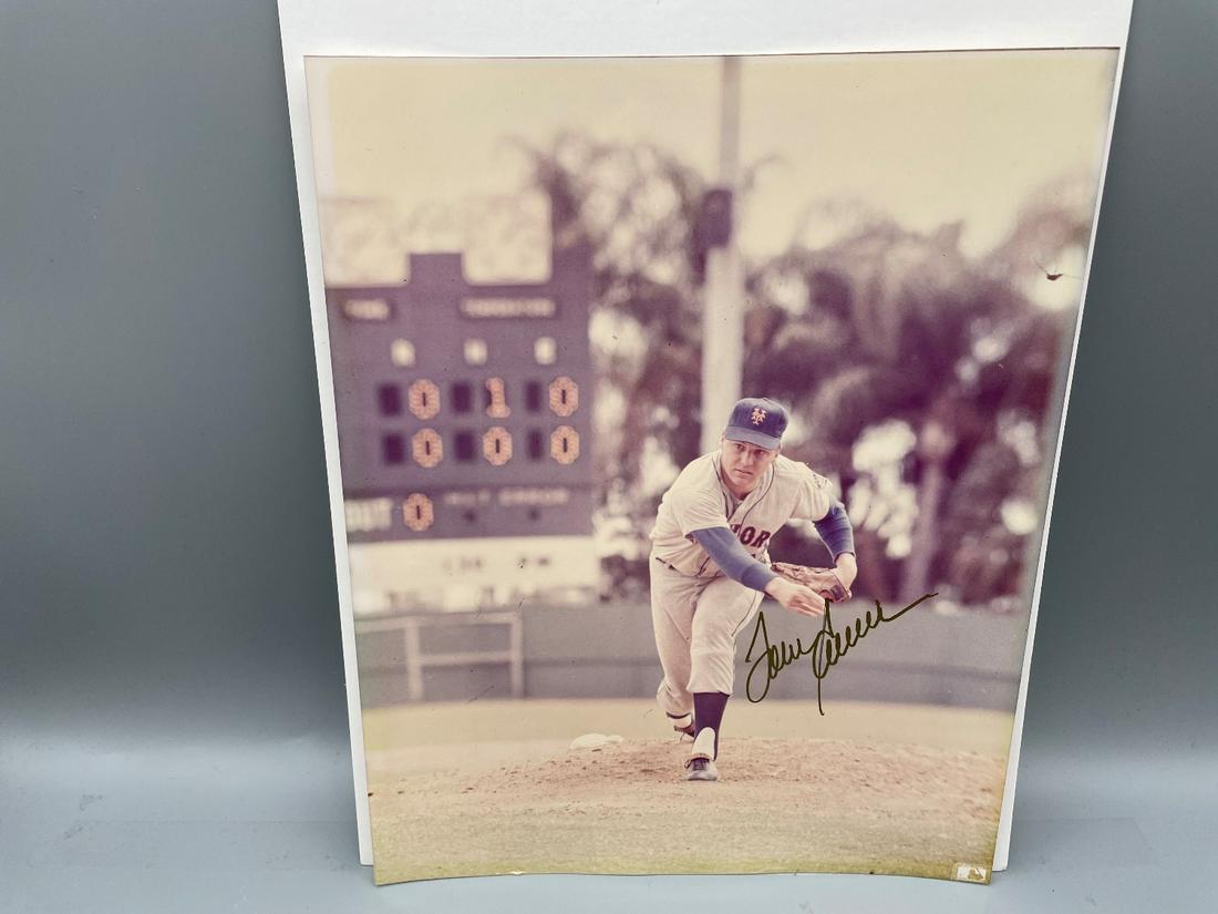 Tom Seaver Signed Picture - Show Ticket Included: Authenticity is unverified - Please examine signature and determine for yourself