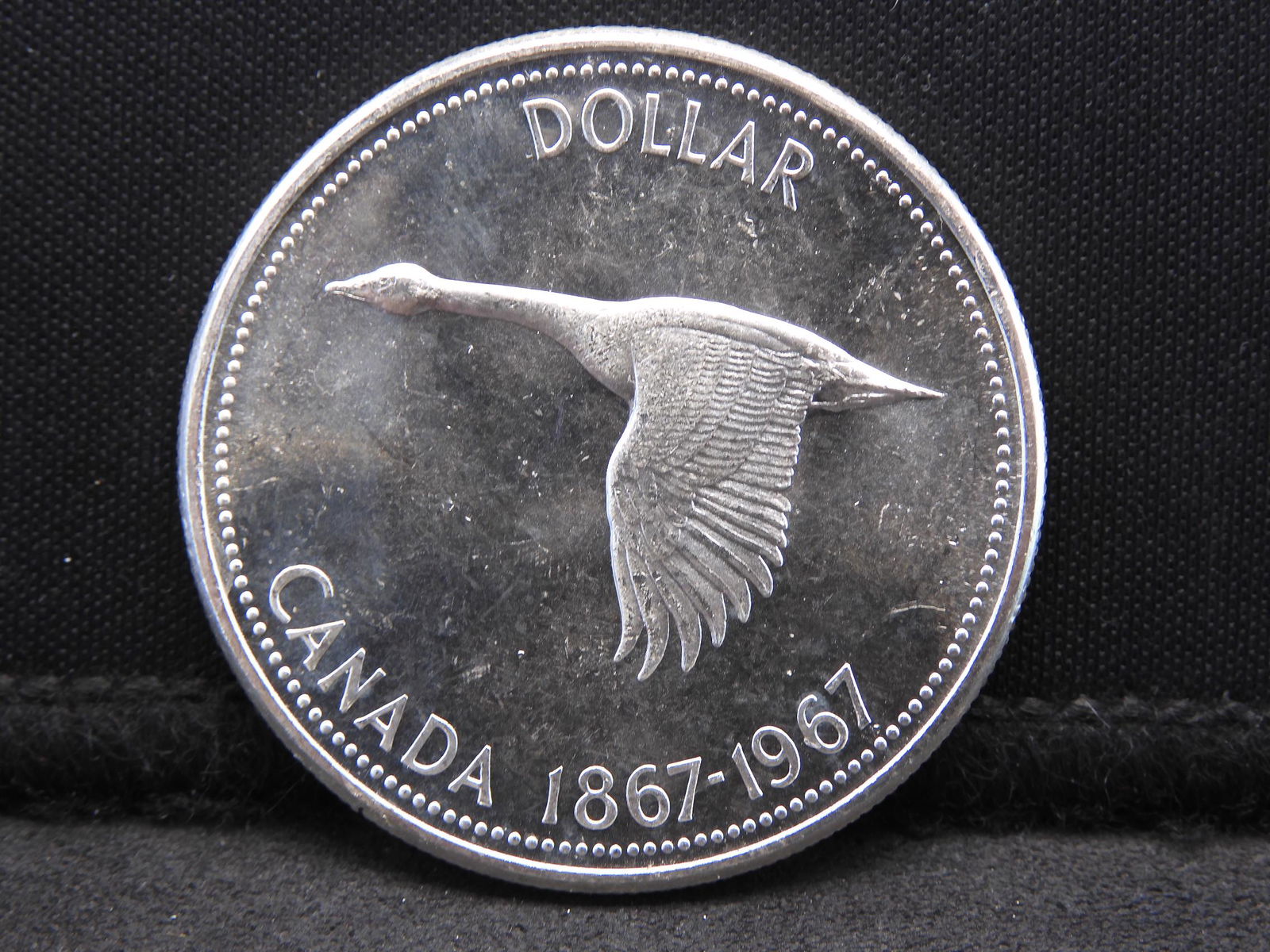1967 Canada Silver Dollar - Great Look! (1 of 2)