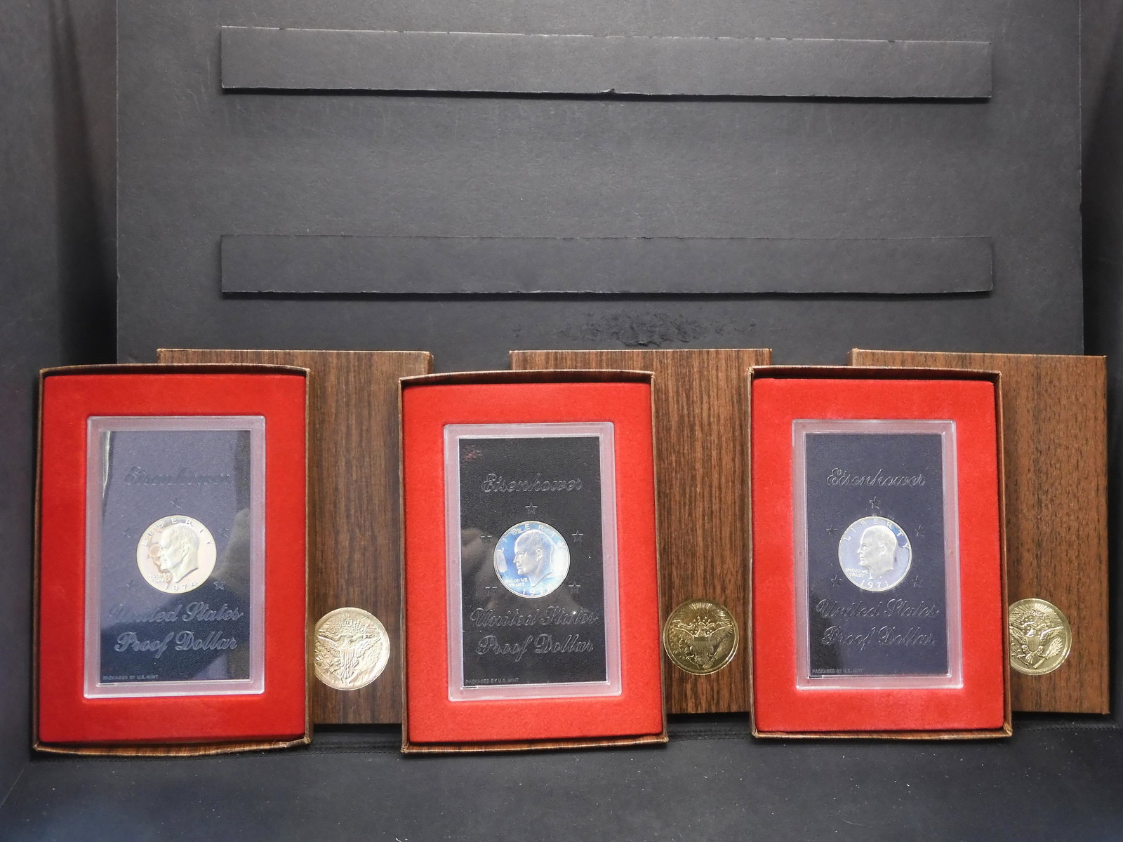 1971,72,74 IKE Proof Dollars in cases (1 of 8)