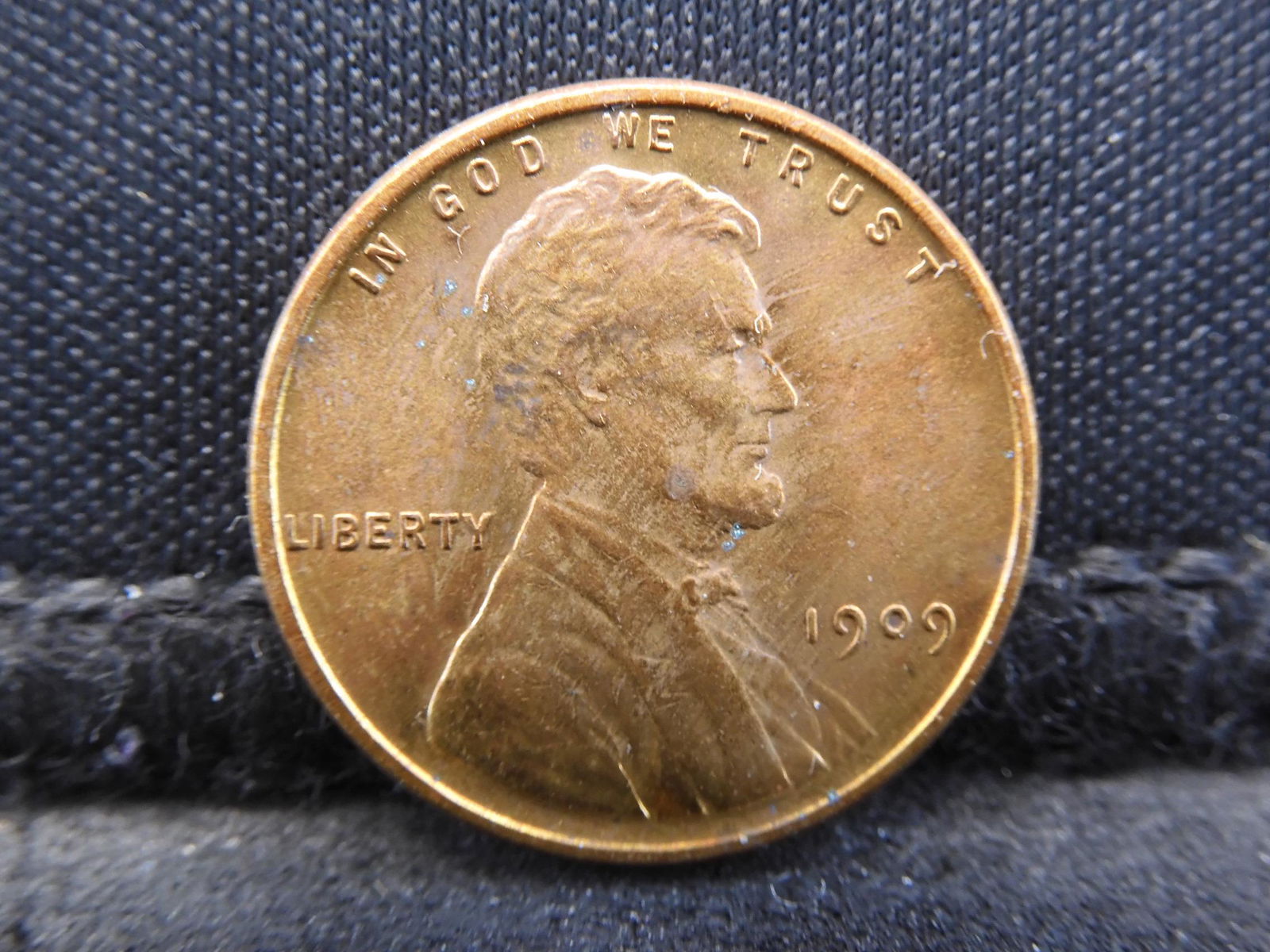 1909 VDB Lincoln Cent Gem Red (1 of 2)