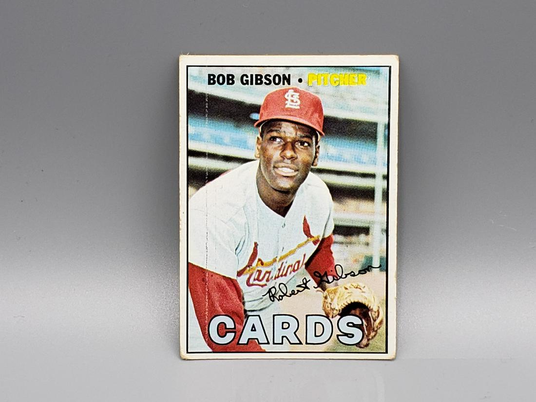 1967 Topps Bob Gibson #210 HOF (1 of 2)