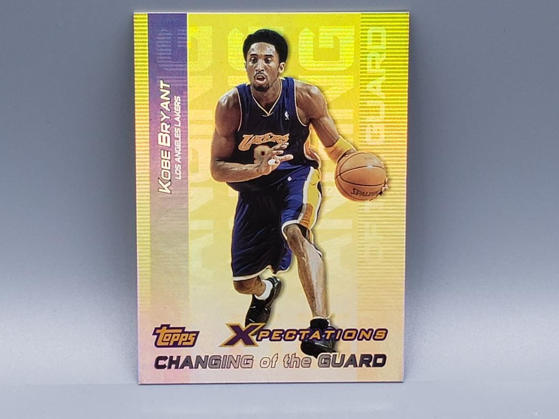2001 Topps Xpectations Kobe Bryant #CG2 Changing of the (1 of 2)