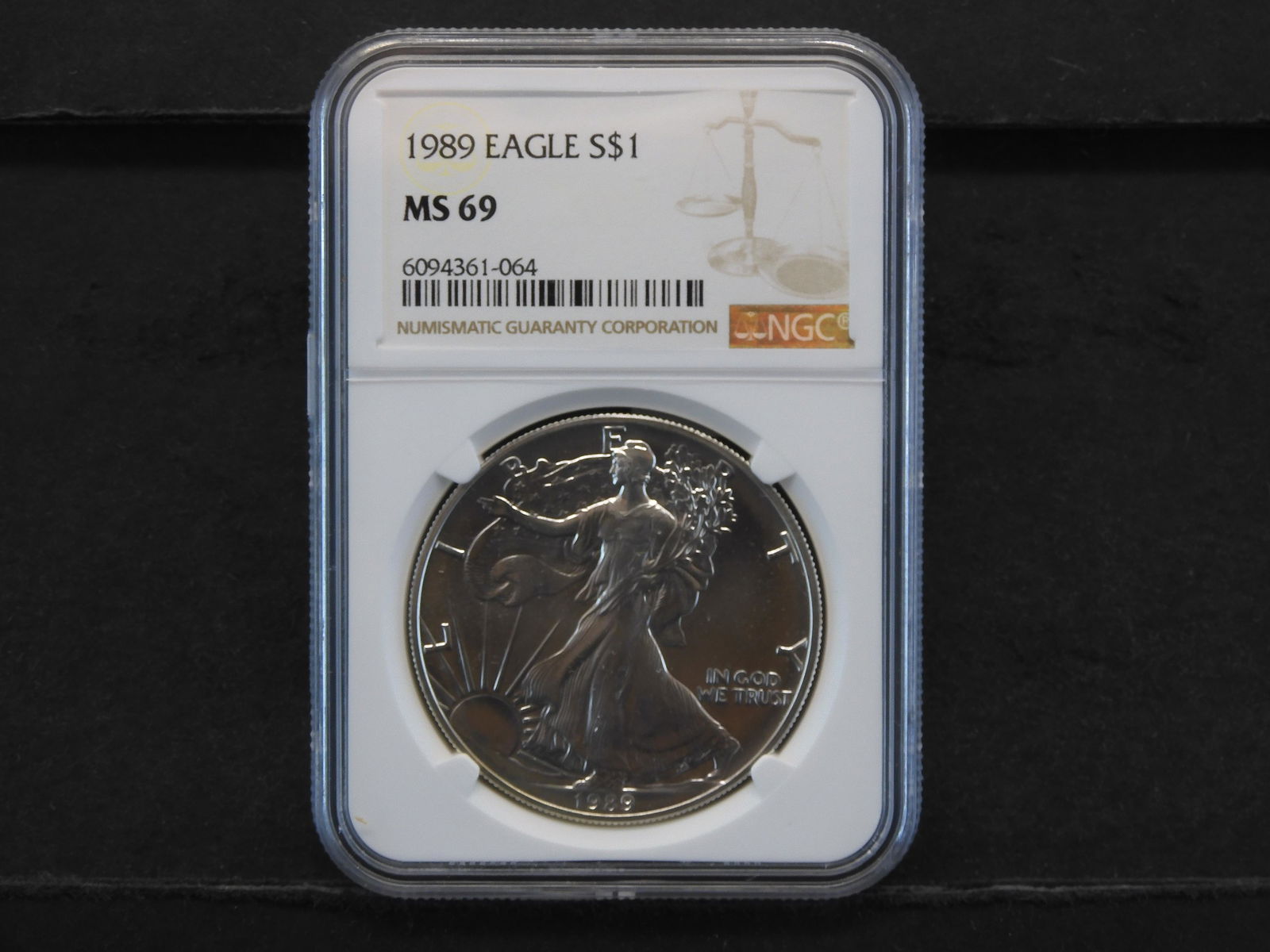 1989 American Silver Eagle NGC MS69 Tough Early Date! (1 of 4)