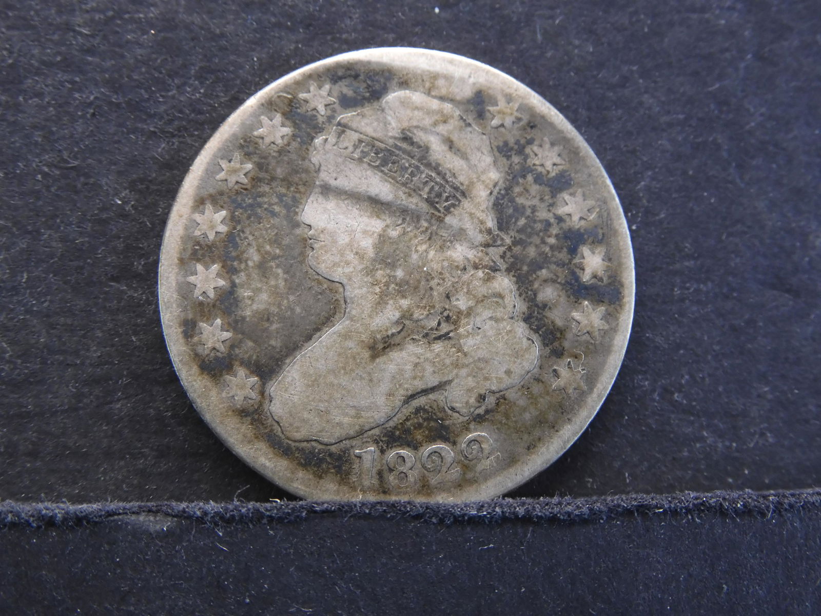 1822 Large Sized Bust Quarter Rare Type Light Bend Nice (1 of 2)