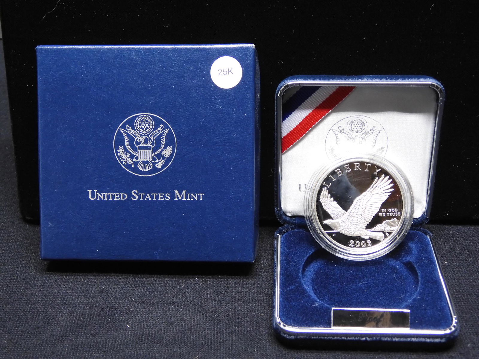 2008-P Bald Eagle Commemorative Proof Silver Dollar. (1 of 3)