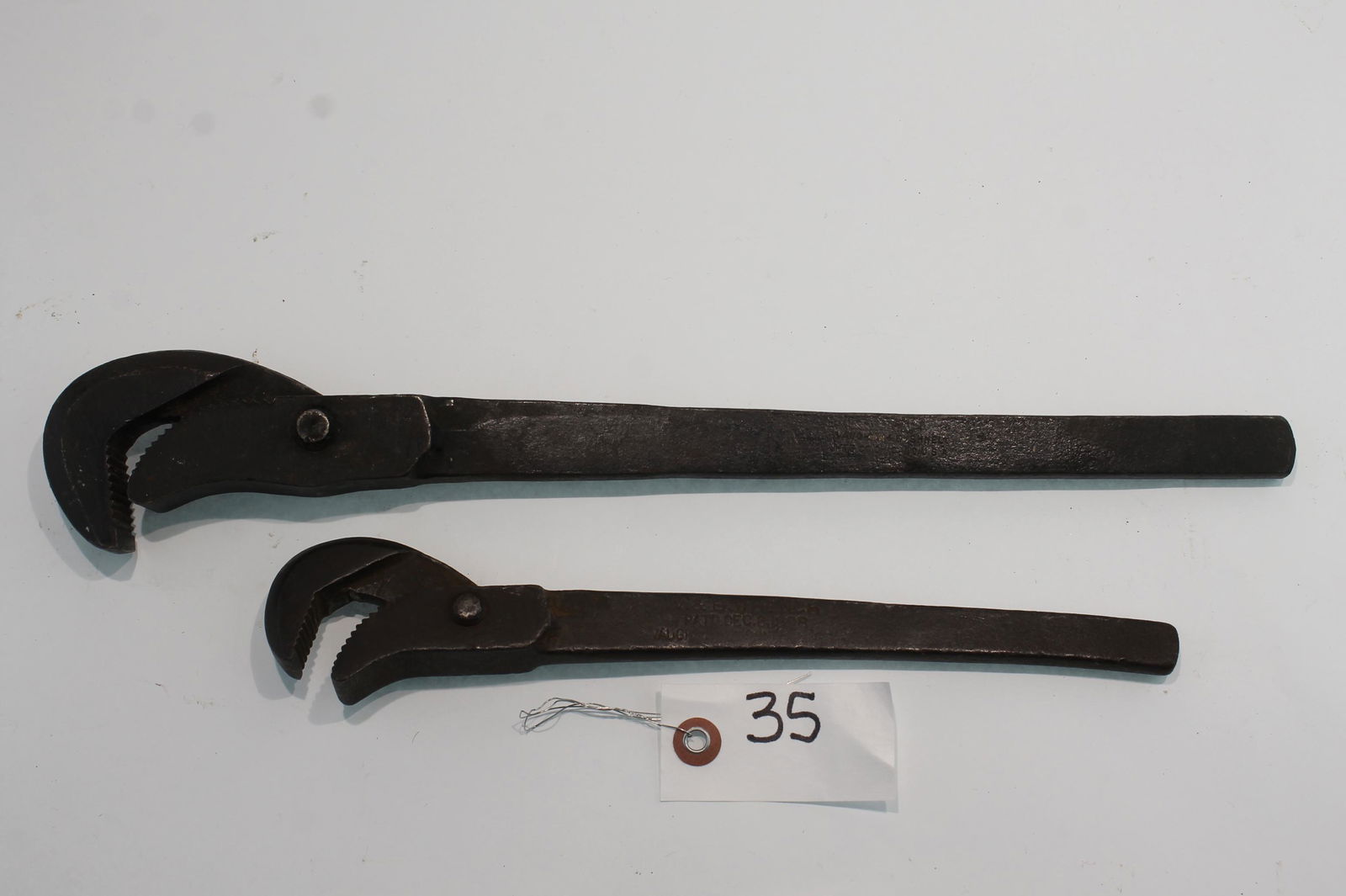 2 pc Lot V & B Combination Wr. Vaughan & Bushnell Mfg. (1 of 3)