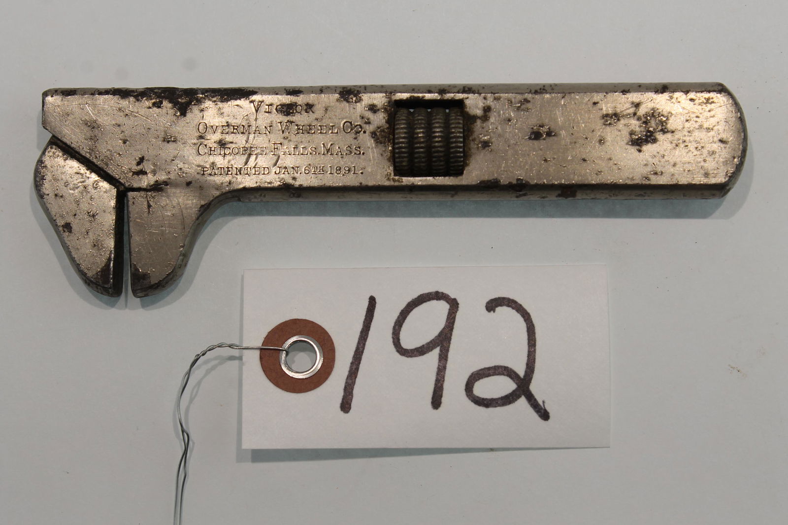 The Victor Screw Adj. Bicycle Nut Wr. with closed (1 of 3)