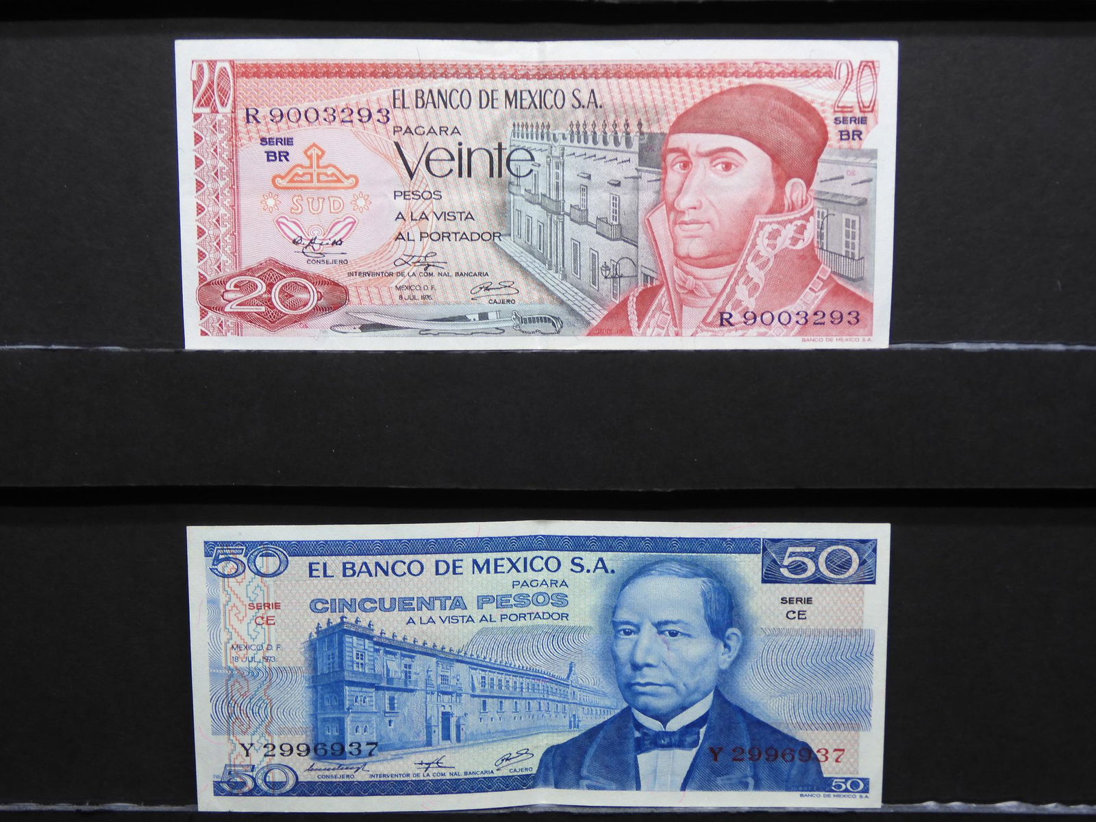 (2) x Bank of Mexico Bank Notes High Grade (1 of 7)