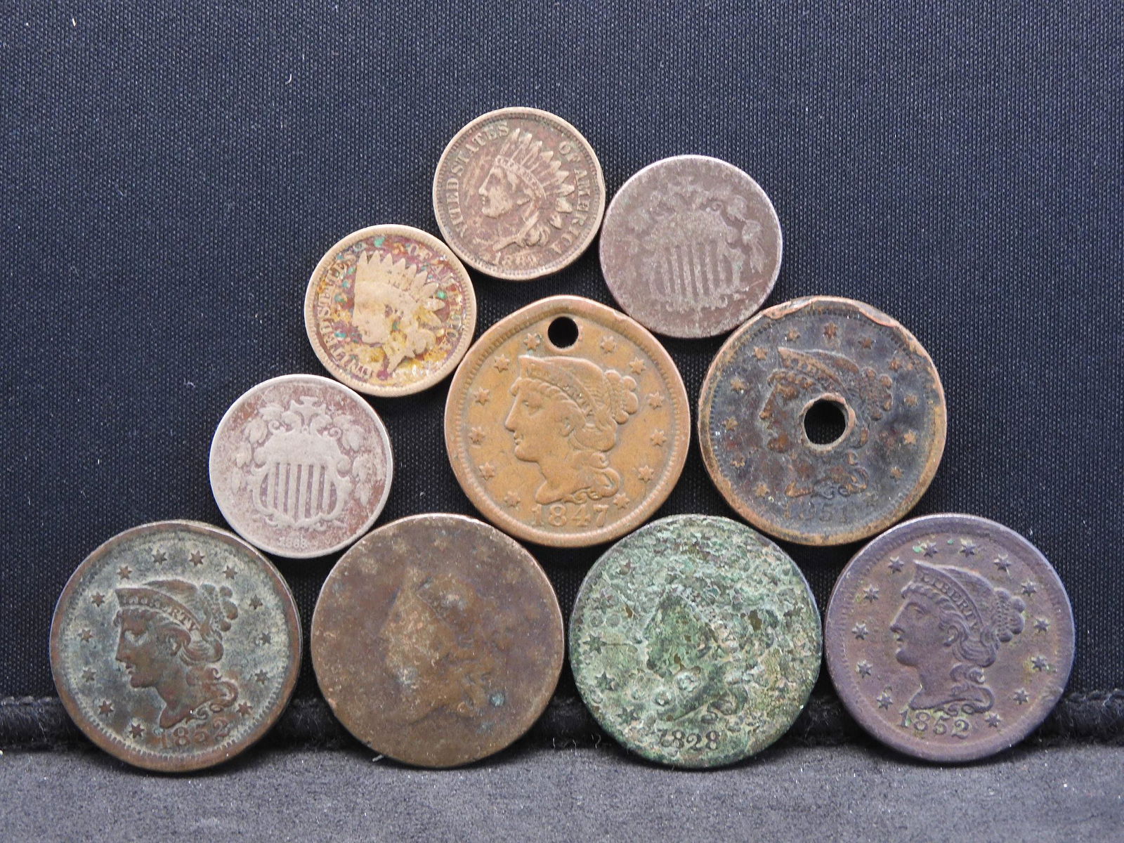 U.S. OLD Type Coin Collection.  Includes Large Cents, (1 of 2)