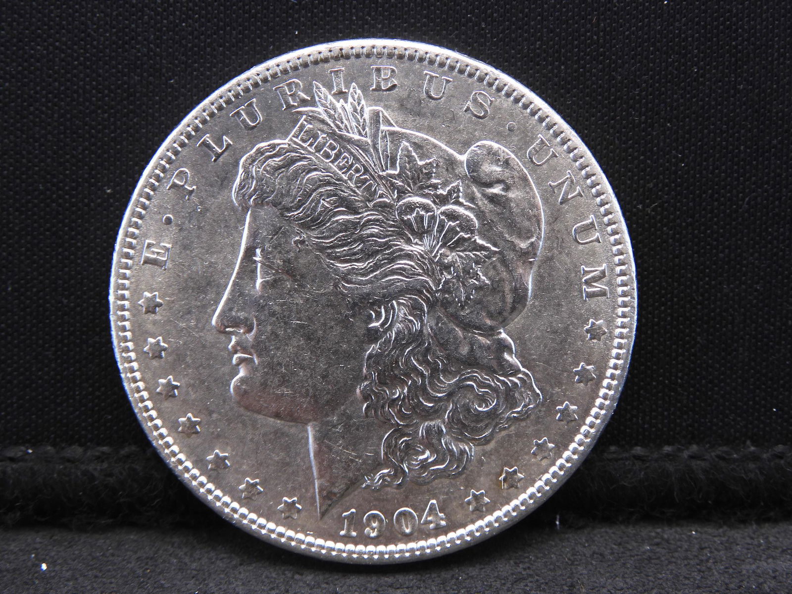 1904 Morgan Silver Dollar.  AU/UNC  TOUGH DATE!!! (1 of 2)