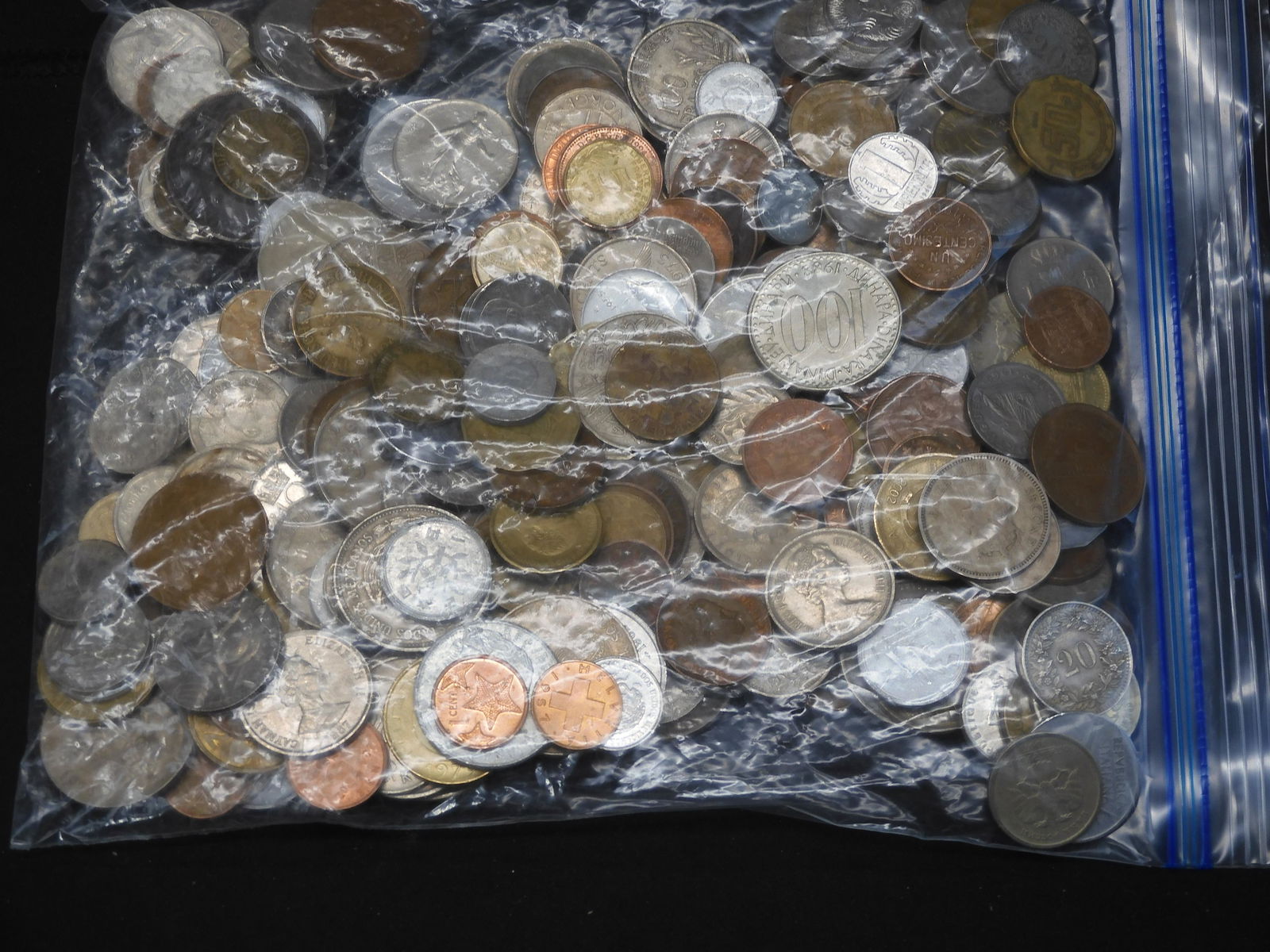 2+lb Pounds World/ Foreign Coins (1 of 6)