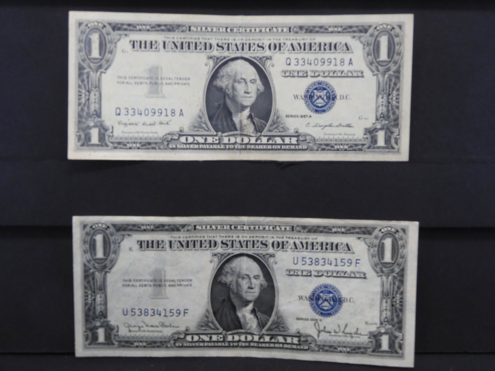 2 ea.  1 Dollar  silver cert.U.S. (1 of 4)