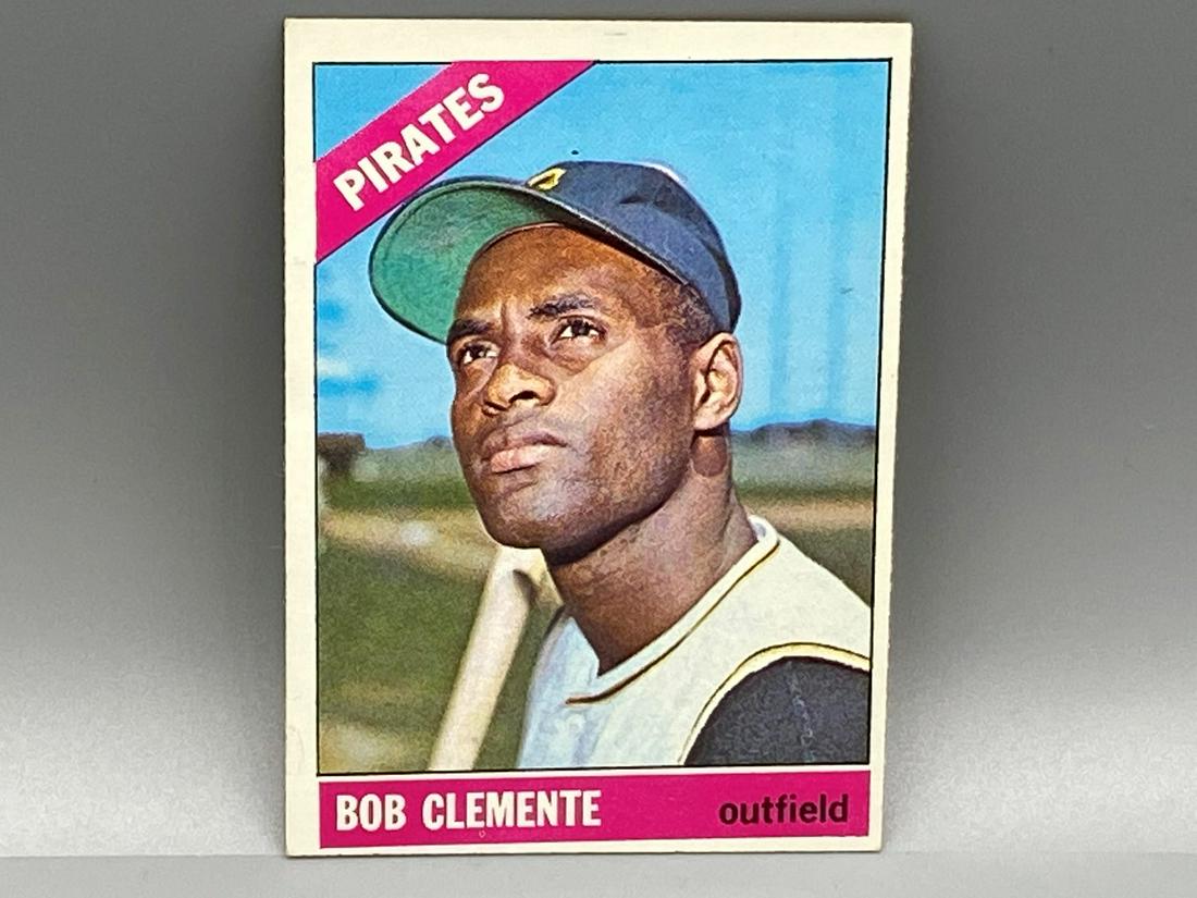 1966 Topps Roberto Clemente #300 HOF (1 of 2)