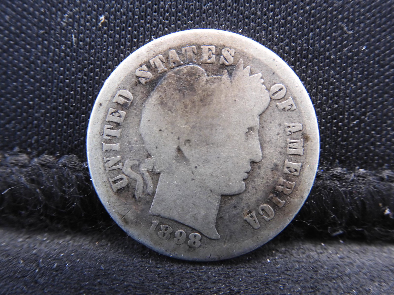 1898 O Barber Dime (1 of 2)