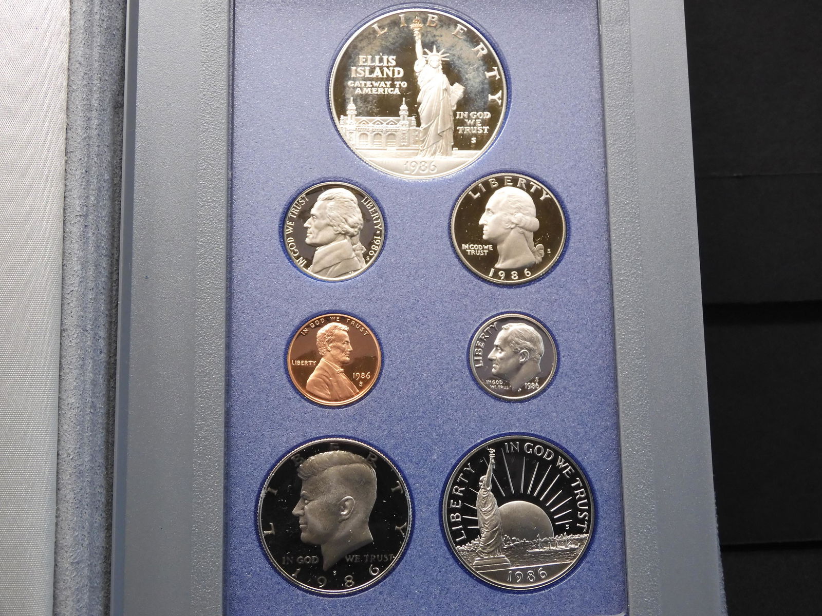 1986 U.S. Statue of Liberty 7 Coin Prestige Proof Set (1 of 4)