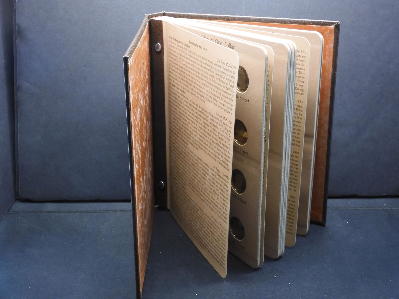 Complete set Presidential Dollars in Beautiful Dansco (1 of 10)