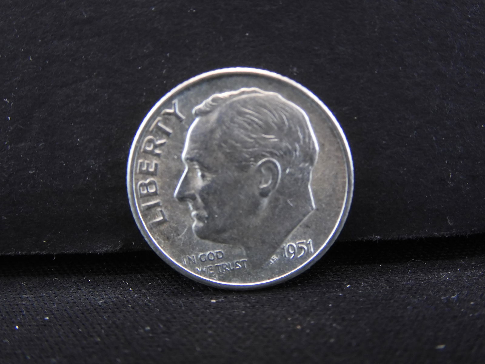 1951 S Roosevelt Dime Great Details Better Date (1 of 2)