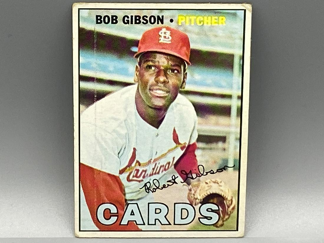 1967 Topps Bob Gibson #210 HOF (1 of 2)