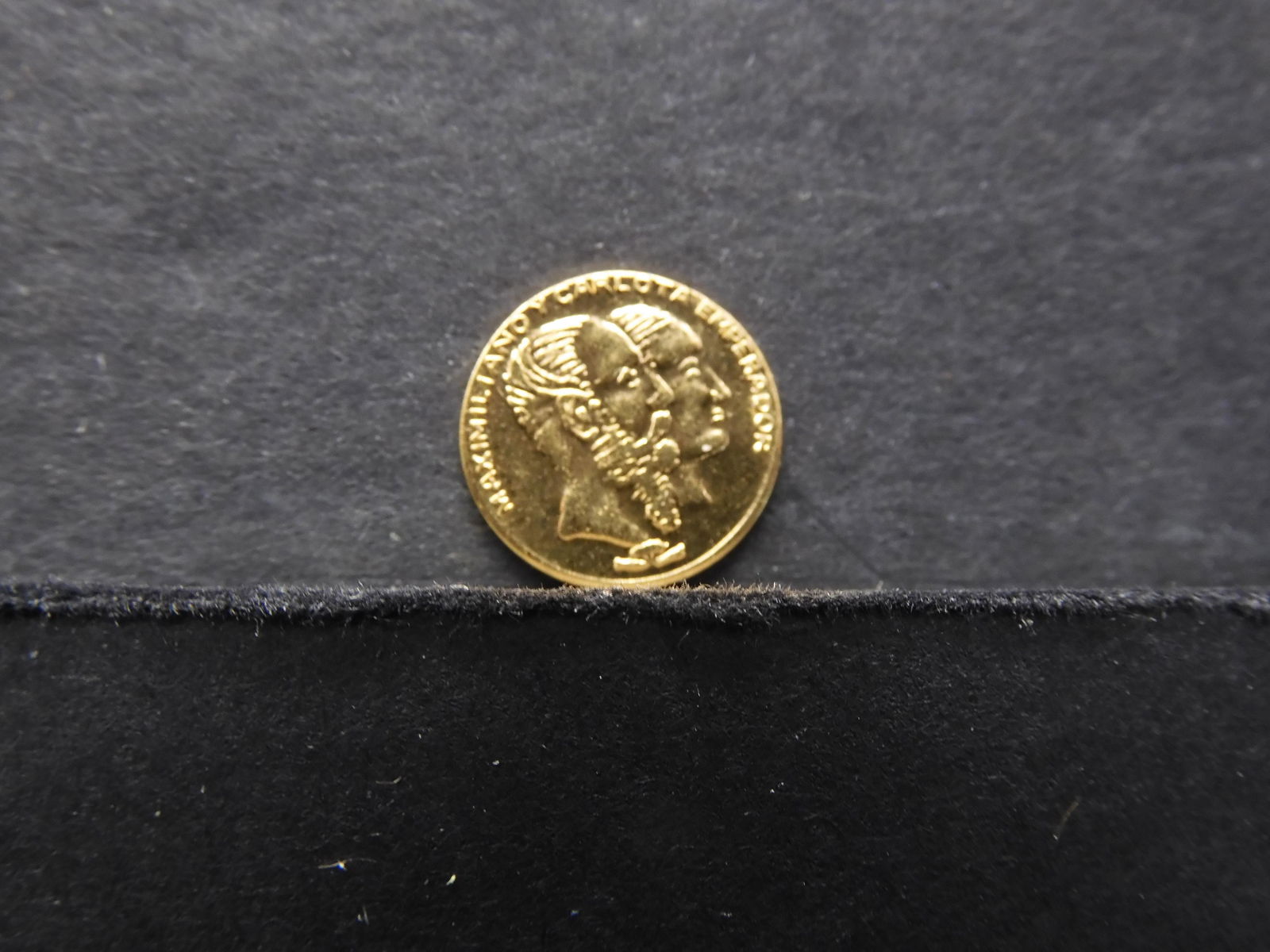 Solid Gold Mexico Maximilian Round 0.04 Grams (1 of 2)