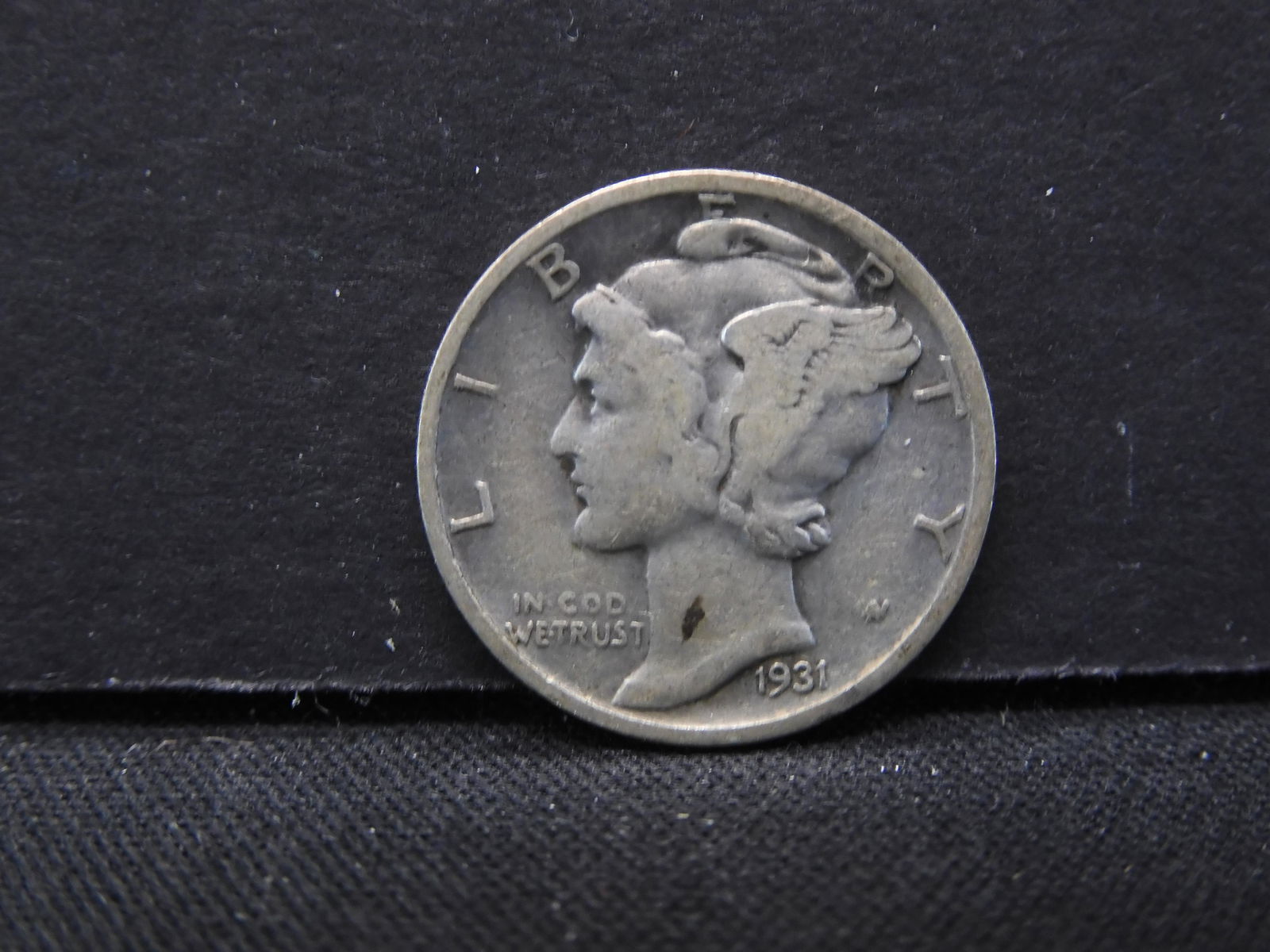Semi Kea Date 1931-S Mercury Dime (1 of 2)