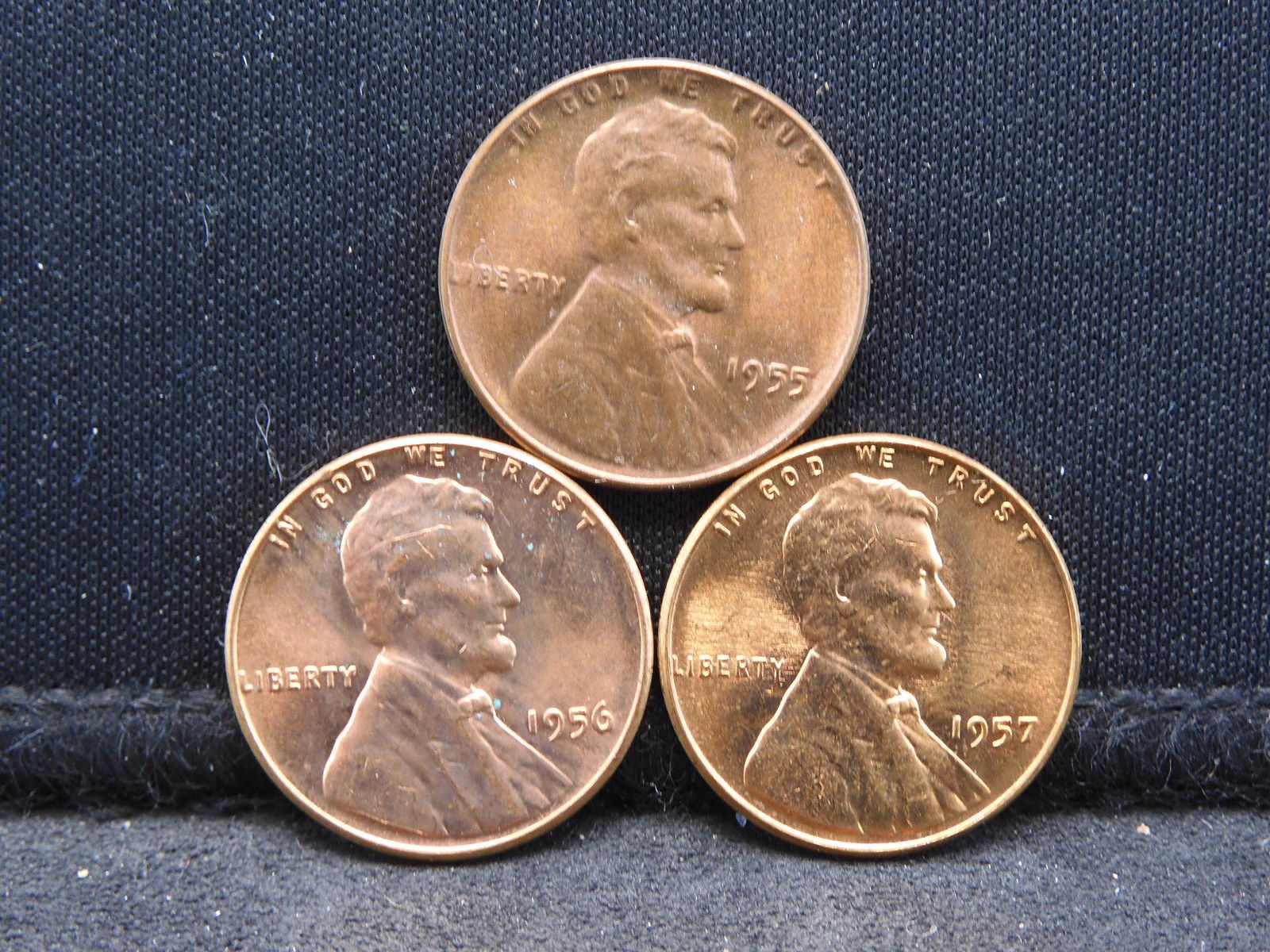 1955 1956 1957 Uncirculated Lincoln Head Wheat Cents. (1 of 2)