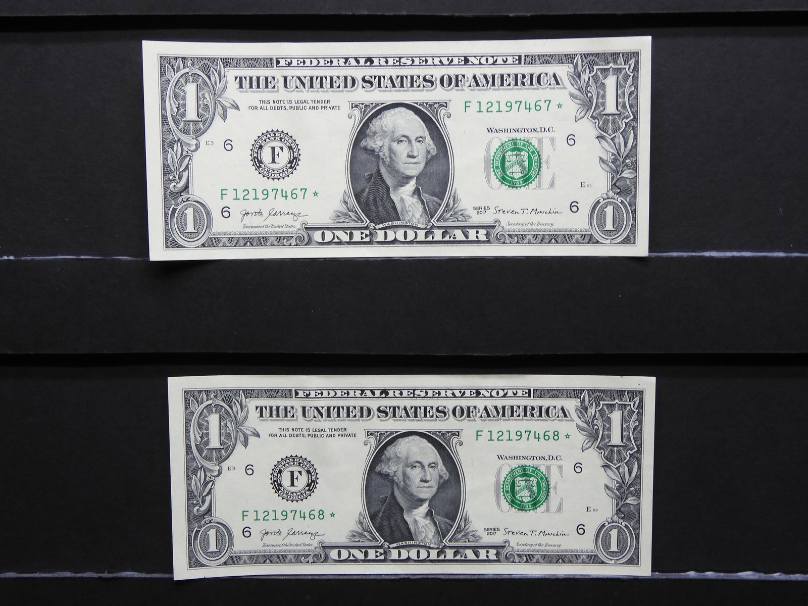 Two 2017 One Dollar FR Star Notes in Consecutive (1 of 6)