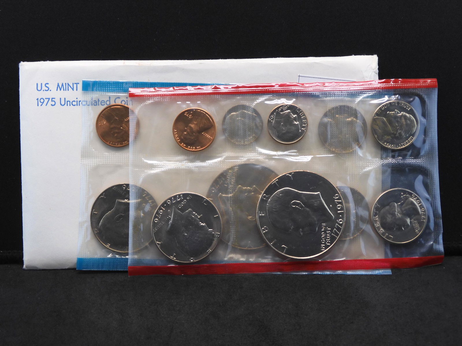 1975 U.S. Uncirculated P & D Mint Set OGP (1 of 5)